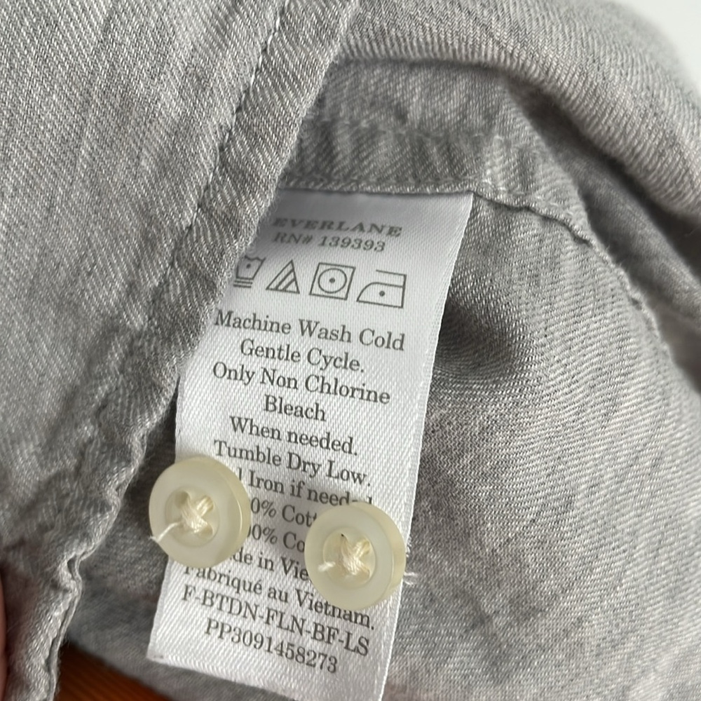 Everlane Button-Down - image 3